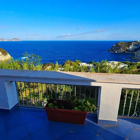 Maridea - Le Signore Del Vento Apartment Ponza