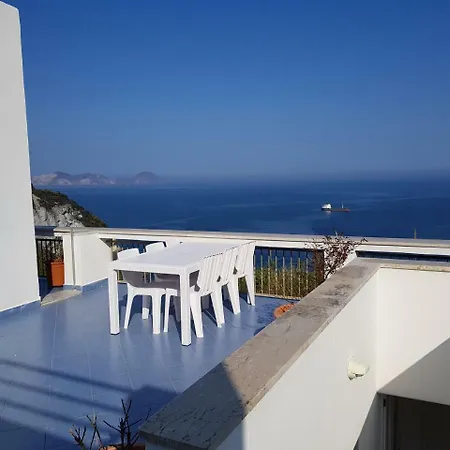 Maridea - Le Signore Del Vento Apartment Ponza